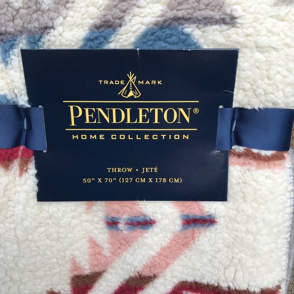 Pendleton Sherpa Aztec Southwest Throw 50x70 New - Picture 2 of 8